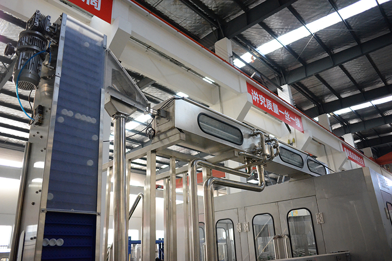 40-40-12纯净水灌装机