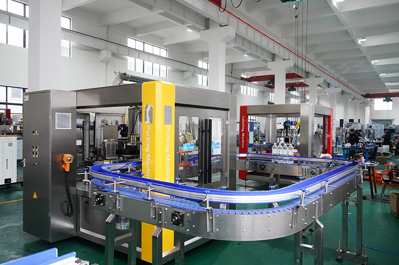 全伺服热熔胶贴标机