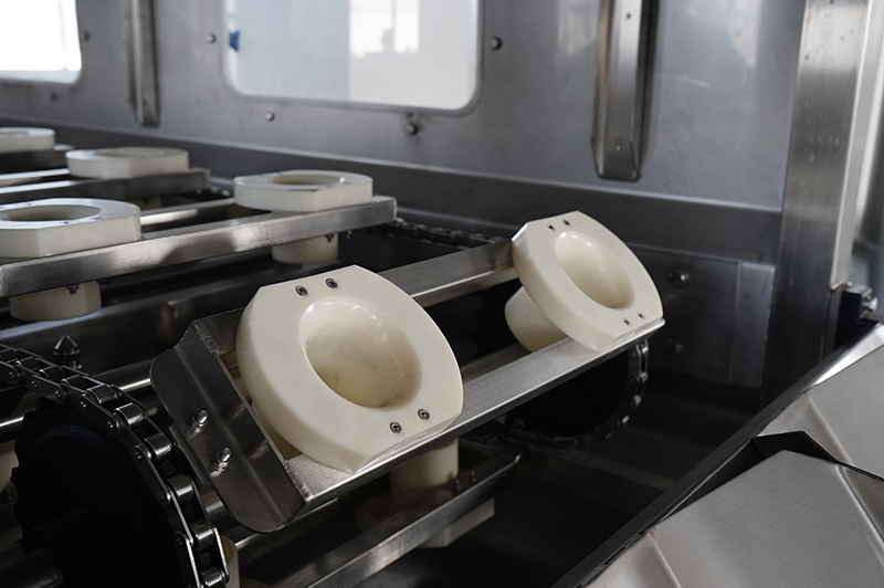 五加仑回收桶灌装机