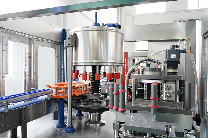 12头热熔胶贴标机