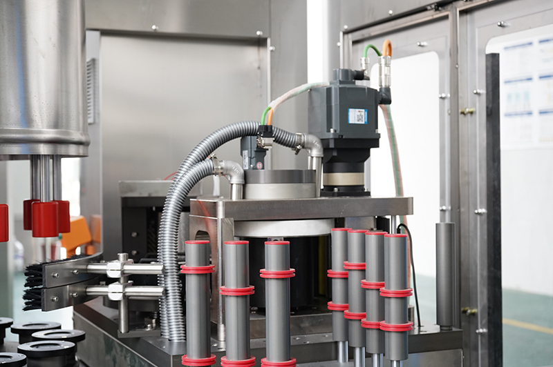 12头热熔胶贴标机