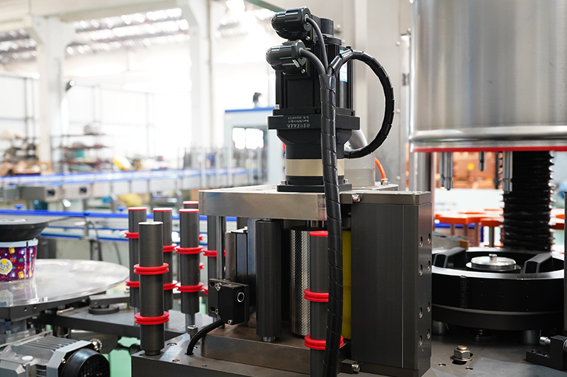 12头热熔胶贴标机